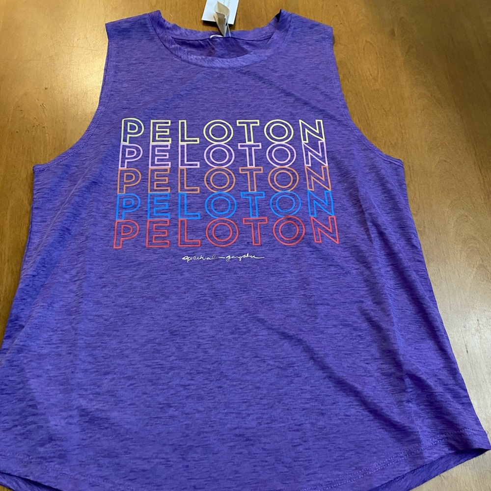 Peloton SG tank